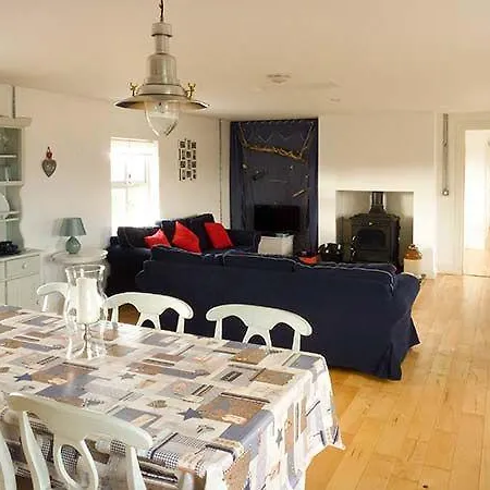 Tig Fada Holiday home *